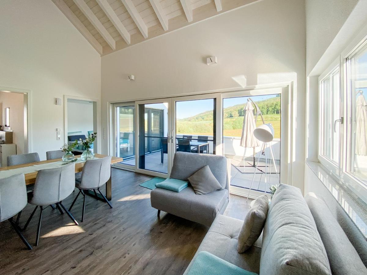 גוטמדינגן Wunderschoene Helle Wohnung Mit Grosser Dachterrasse מראה חיצוני תמונה